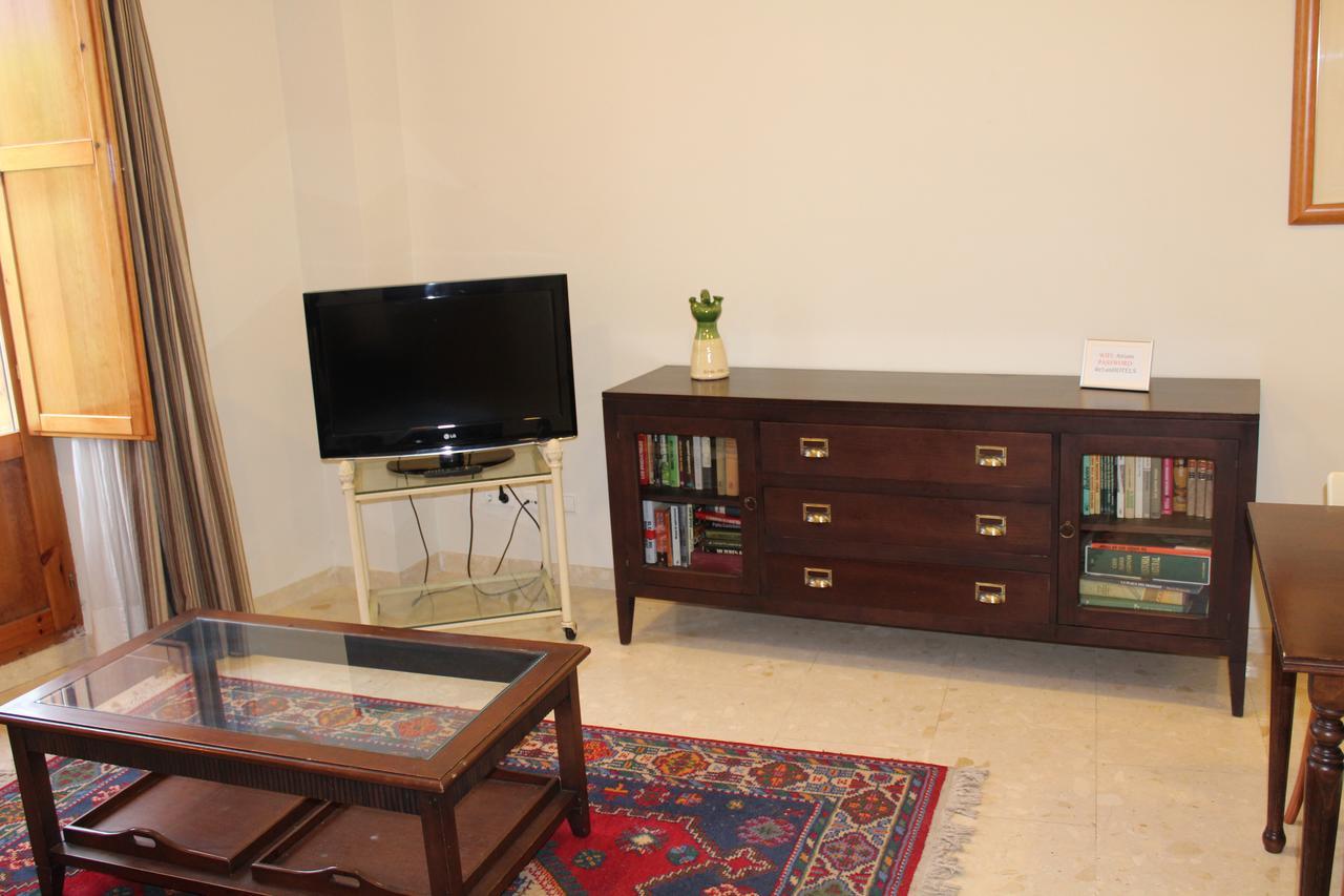 St. Jordi Comtal Apartament *