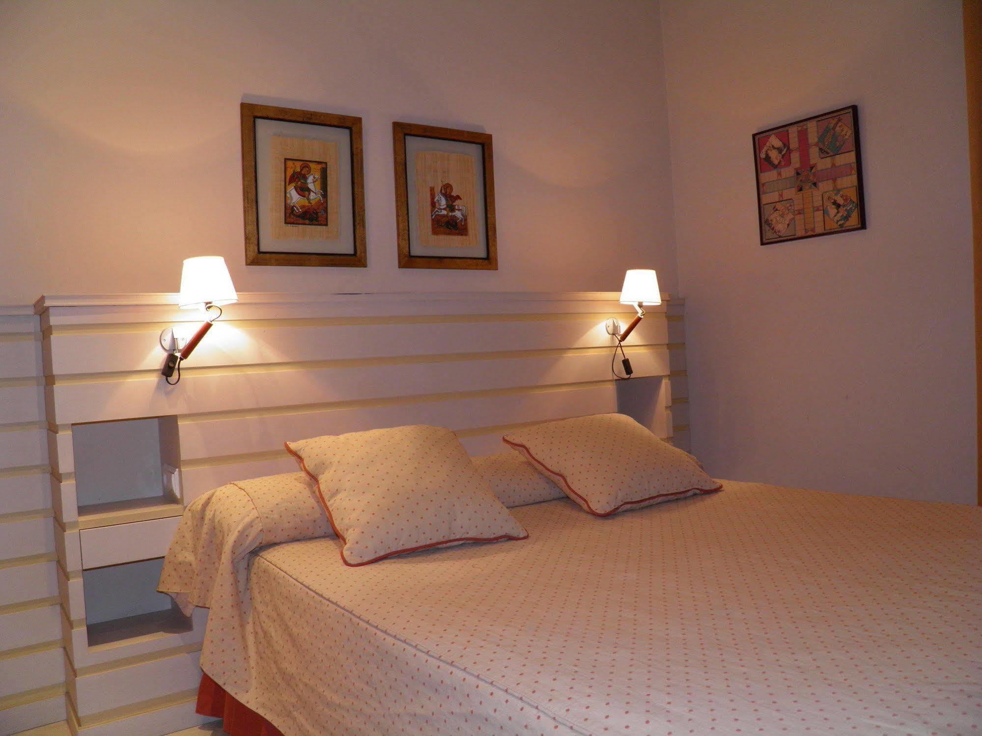 St. Jordi Comtal Apartament *